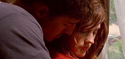 电影与我同眠,一场跨越生死的爱情救赎之旅